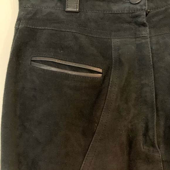 Italian leather suede skirt, navy size 2. - Picture 2 of 6